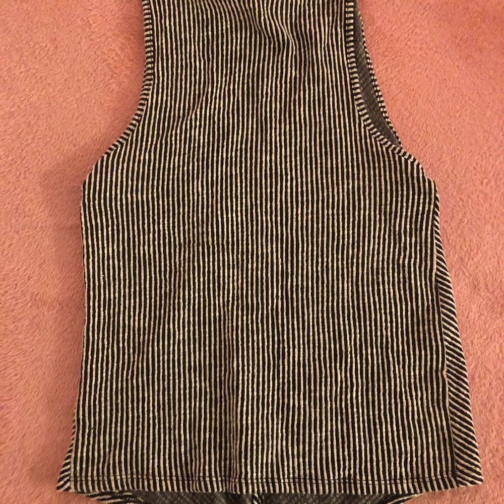 Striped Tank - Picture 4 of 4
